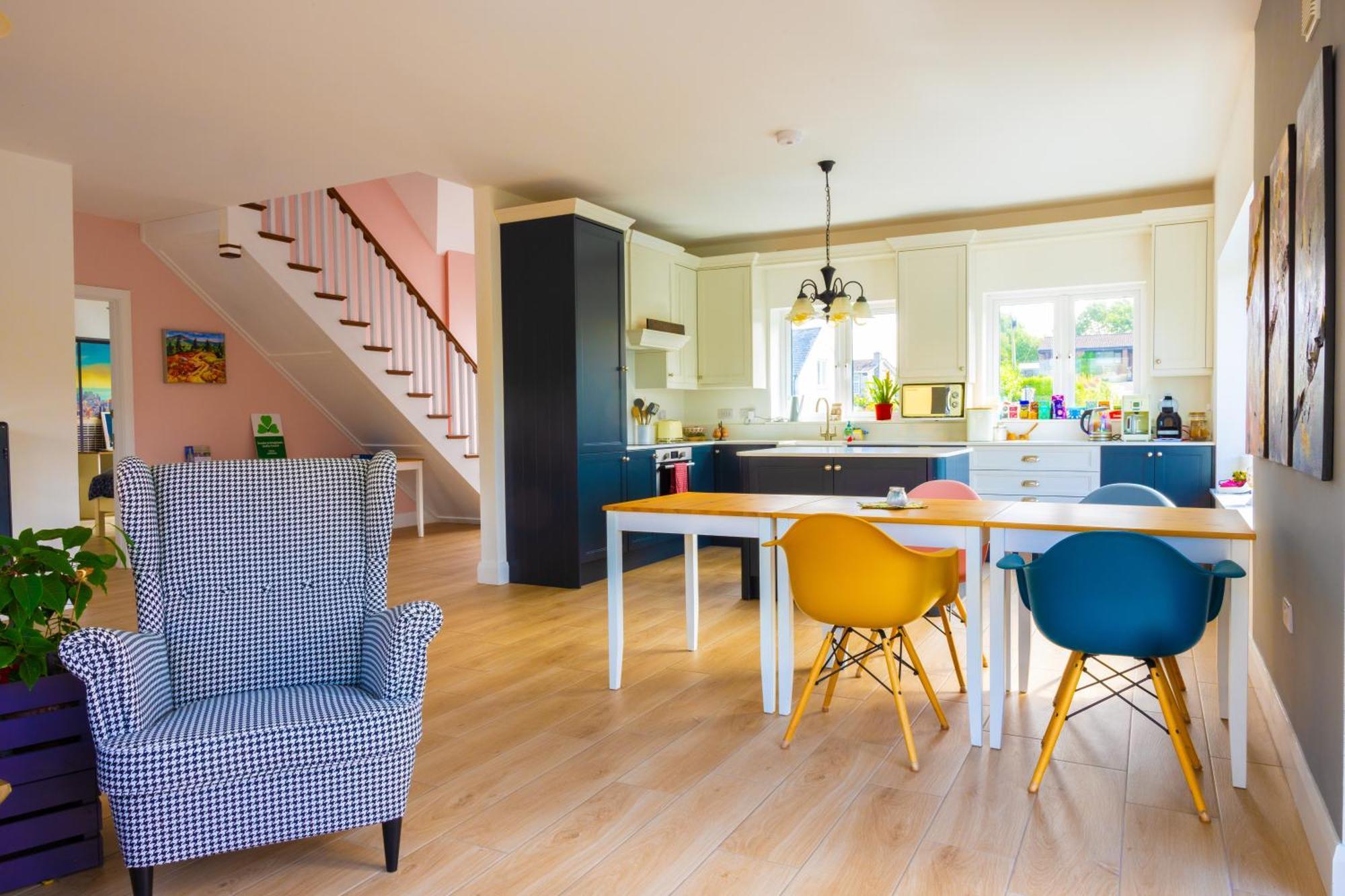 Mon Petit - And House In Couette-café